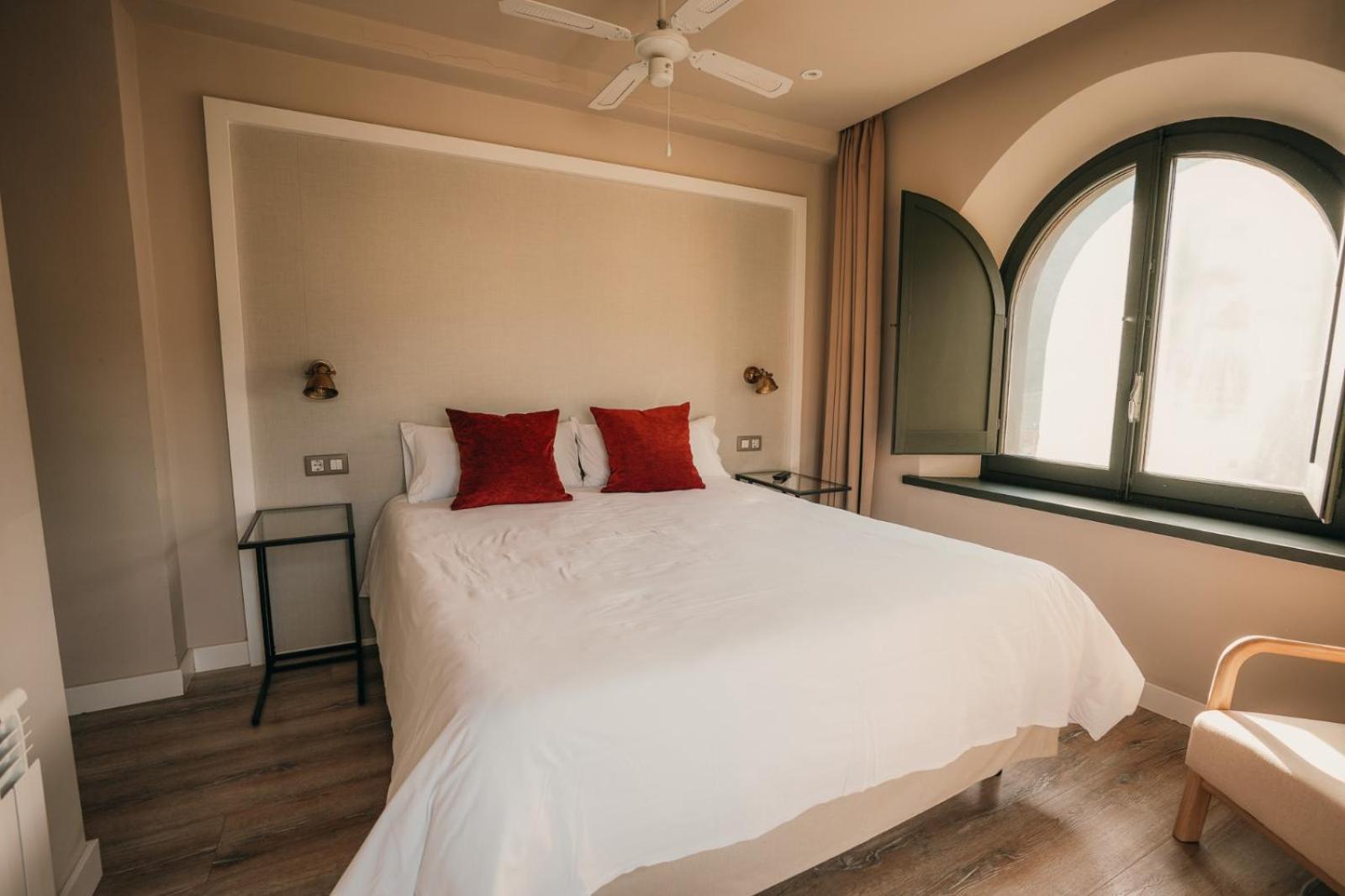 El Niu De Martinet Hotell Eksteriør bilde